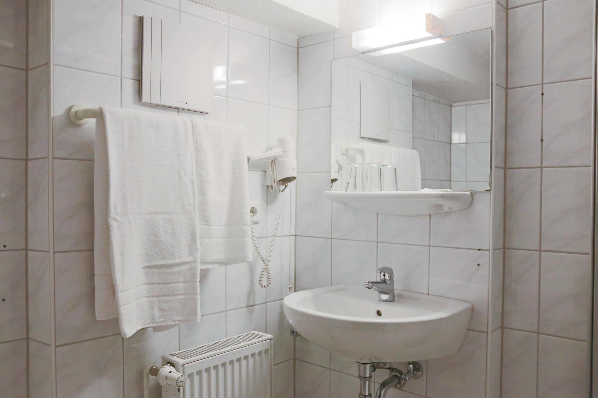 Hotel Haus Landgraf Валдорф Екстериор снимка